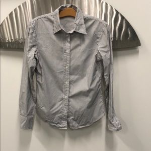 Gap button down